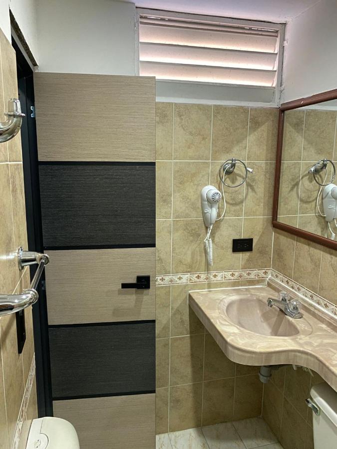 Hotel Plaza Real Ocaña Εξωτερικό φωτογραφία