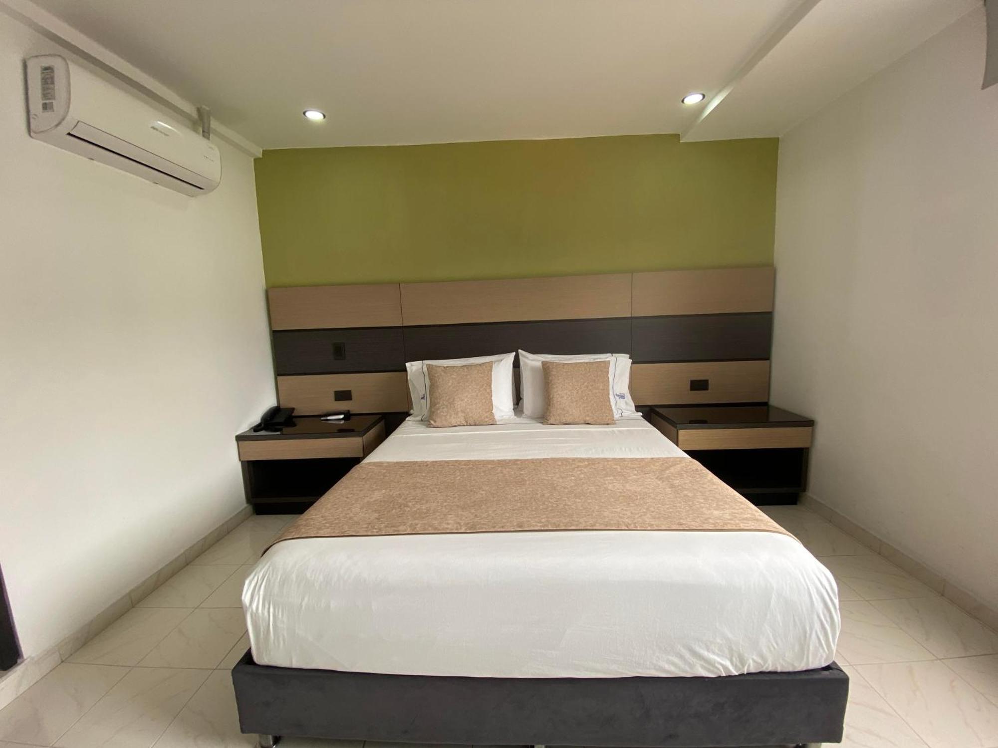 Hotel Plaza Real Ocaña Εξωτερικό φωτογραφία