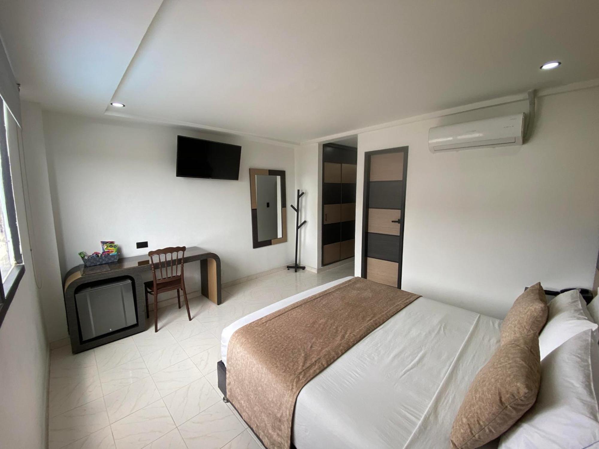 Hotel Plaza Real Ocaña Εξωτερικό φωτογραφία