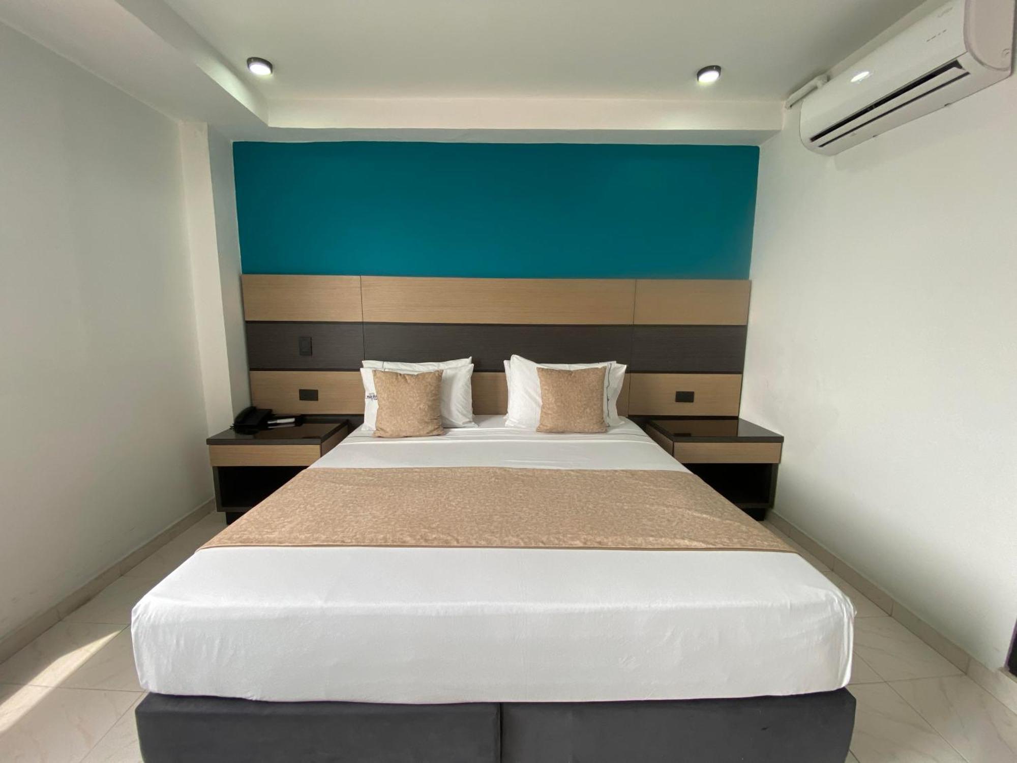 Hotel Plaza Real Ocaña Εξωτερικό φωτογραφία