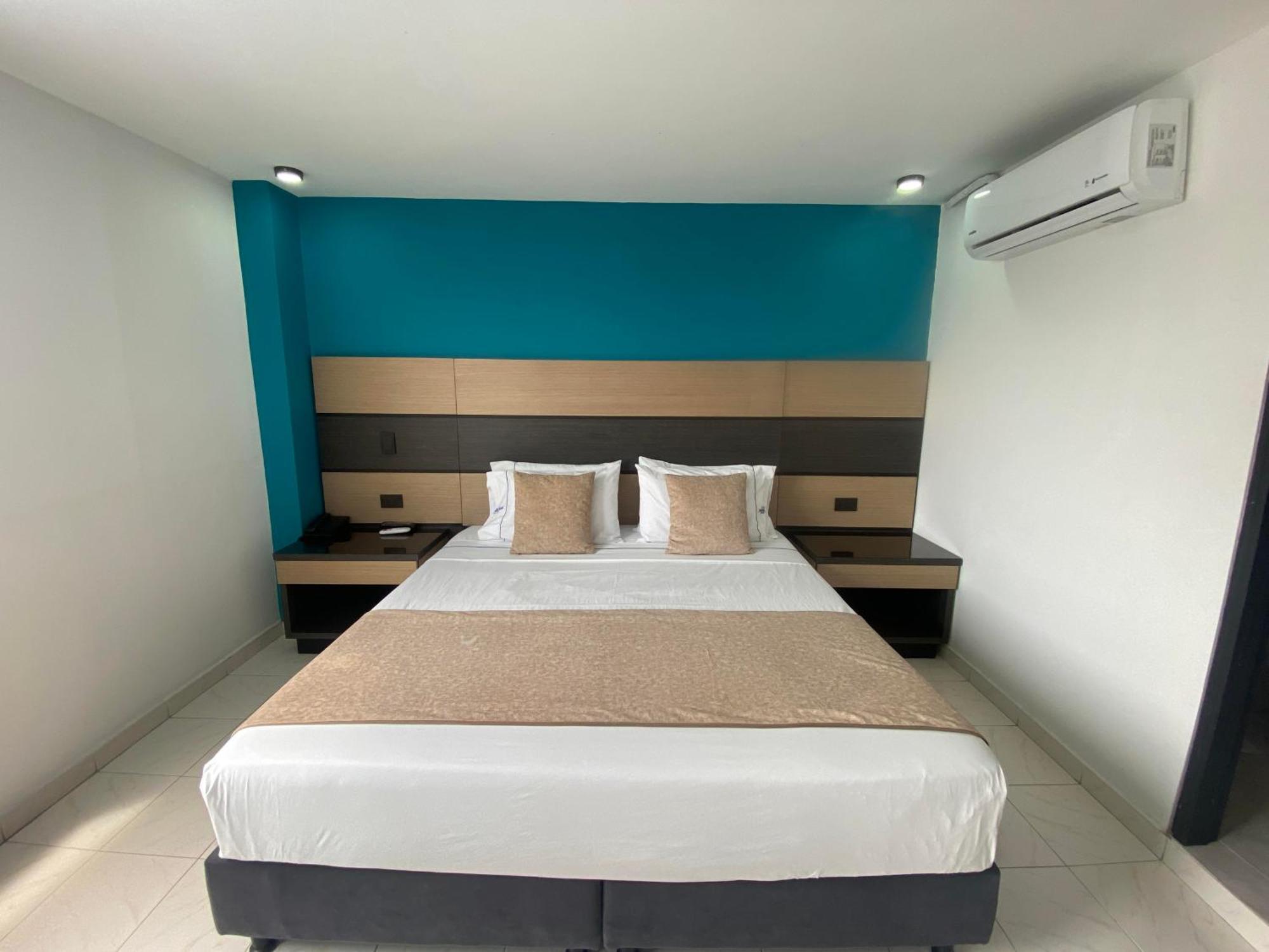 Hotel Plaza Real Ocaña Εξωτερικό φωτογραφία