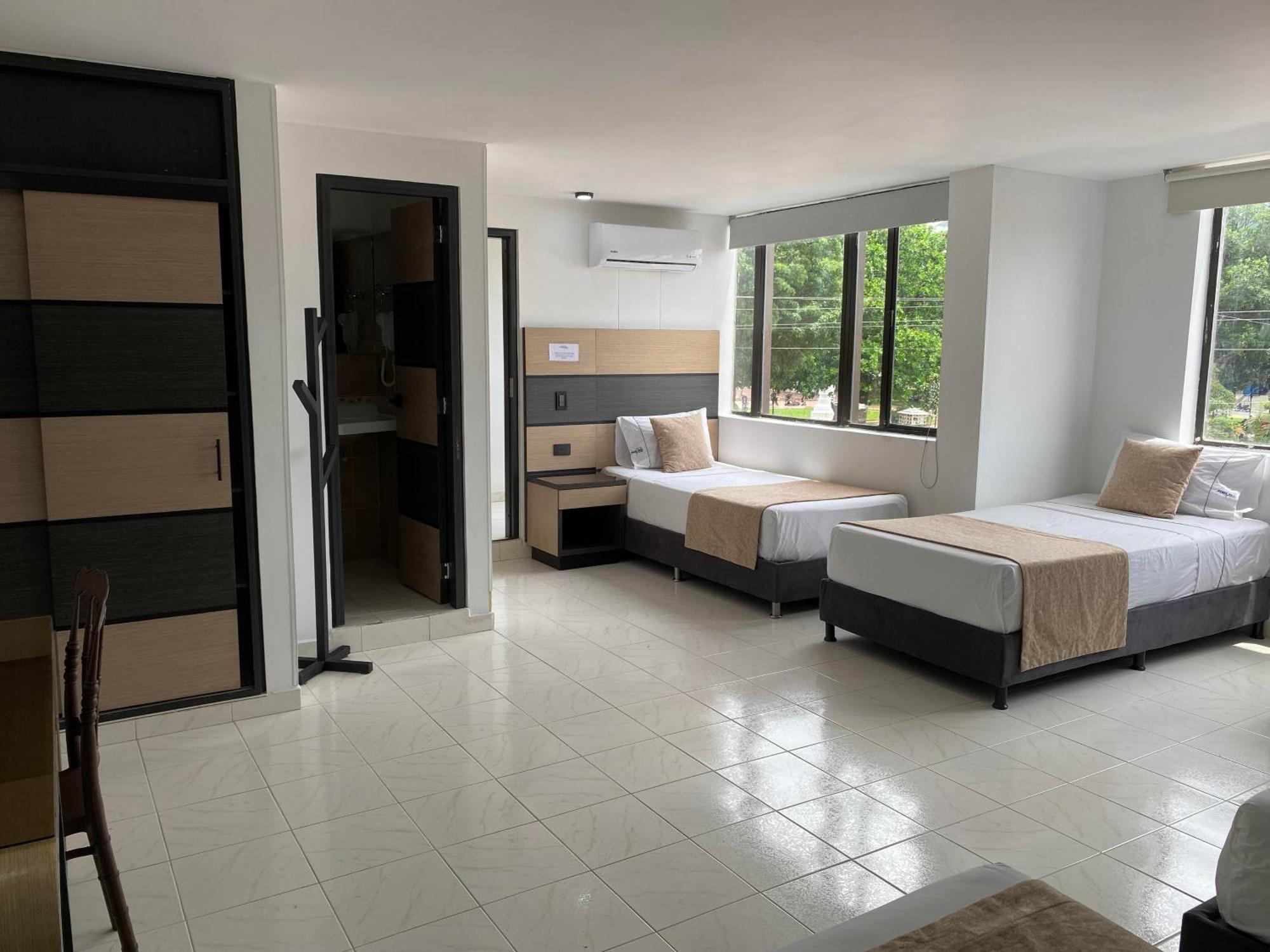 Hotel Plaza Real Ocaña Εξωτερικό φωτογραφία